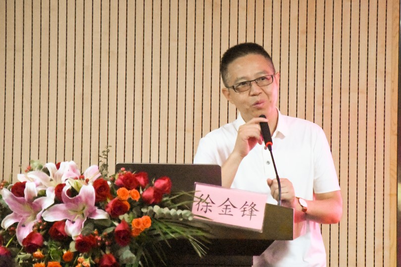 DSC_-200-4.jpg